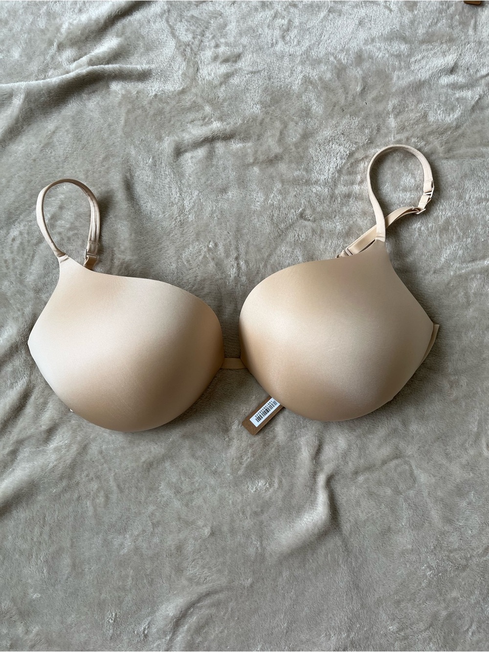 SKIMS Ultimate Super Push-Up Bra 40D NWT Sand Color
